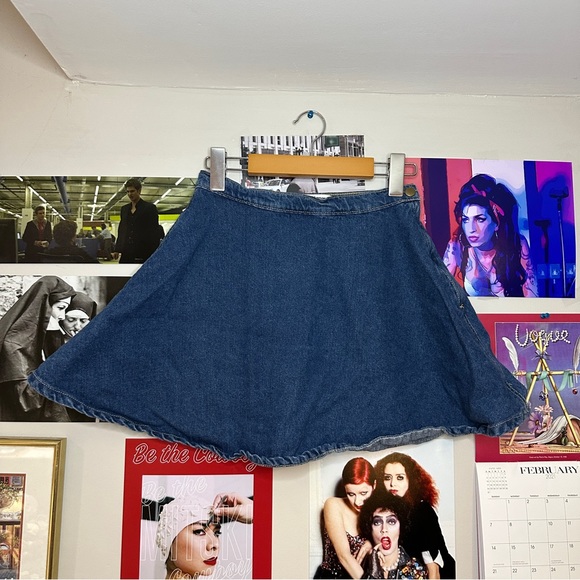 American Apparel Skater Skirt - Picture 1 of 4